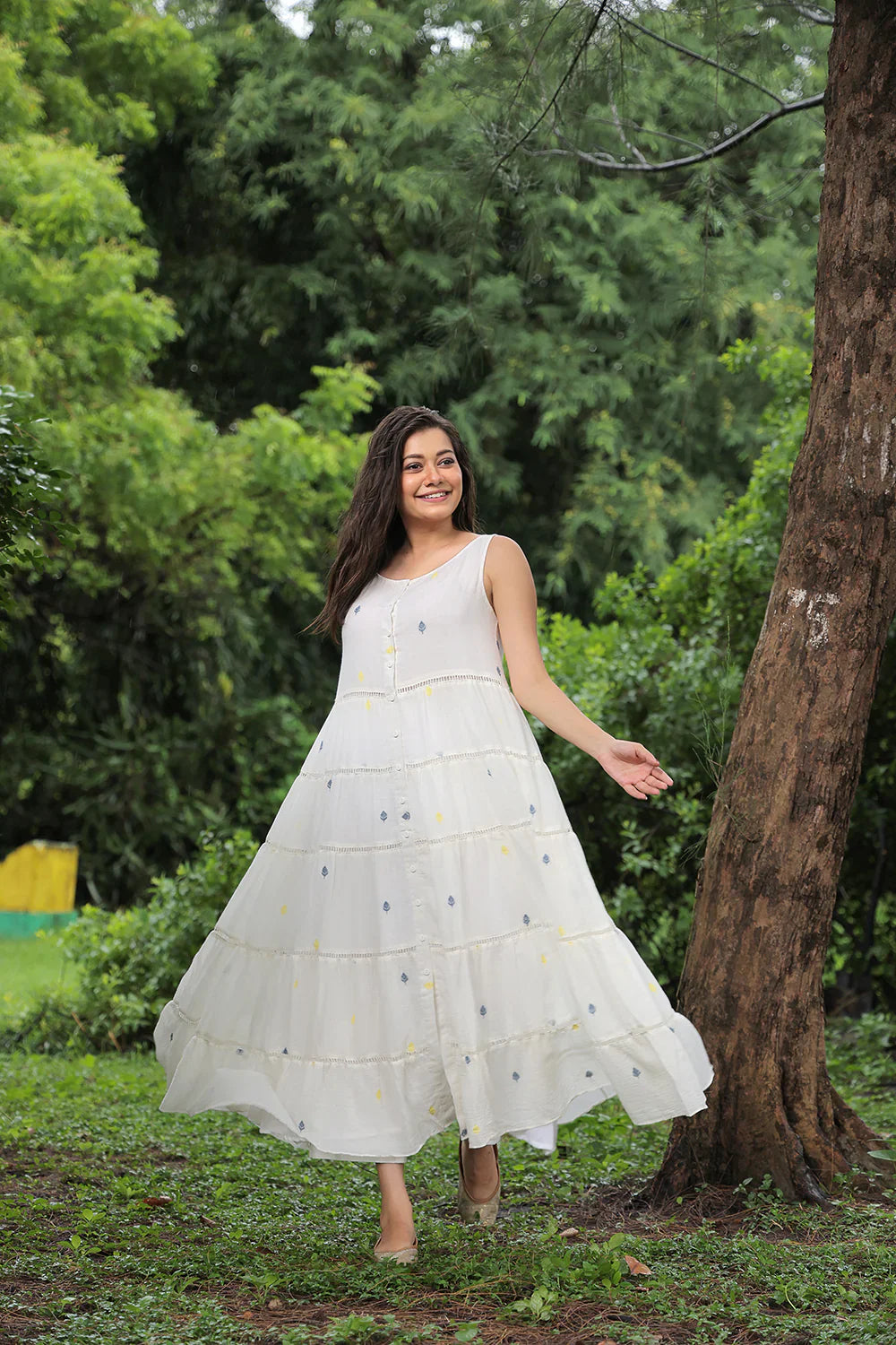 Off White Pearl Petals Jamdani Dress | SHOBITAM