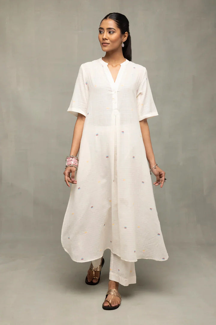 Ivory Jamdani Slit Co-Ord Set | SHOBITAM