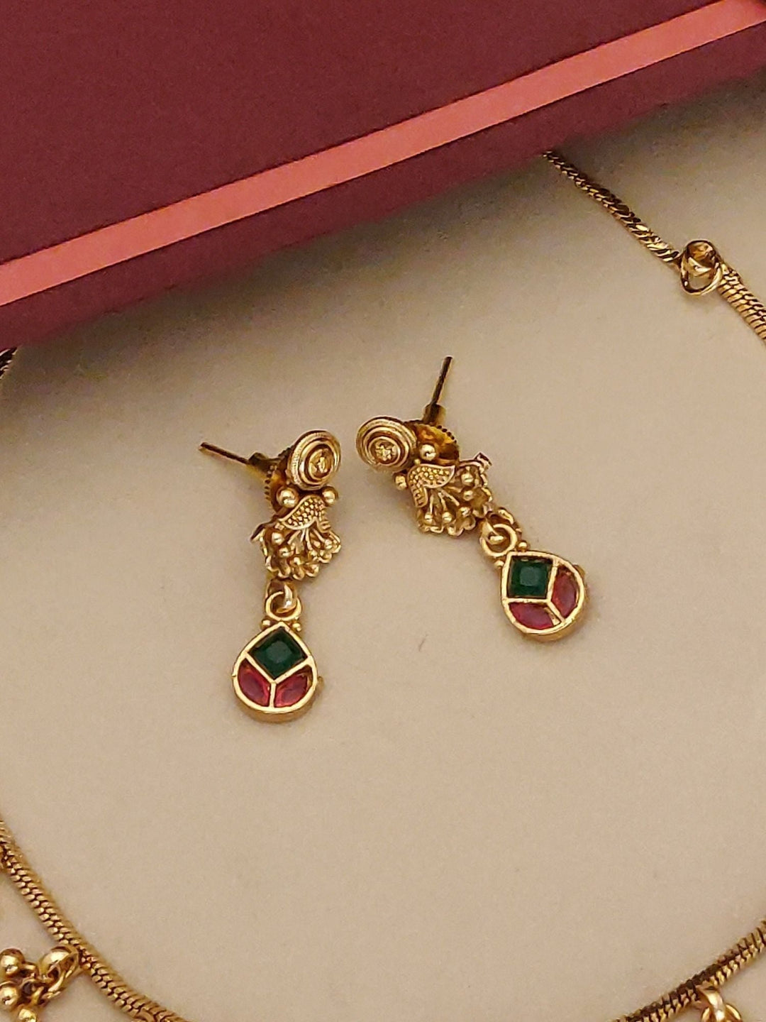 Gold Plated Kempstone Necklace Set | SHOBITAM