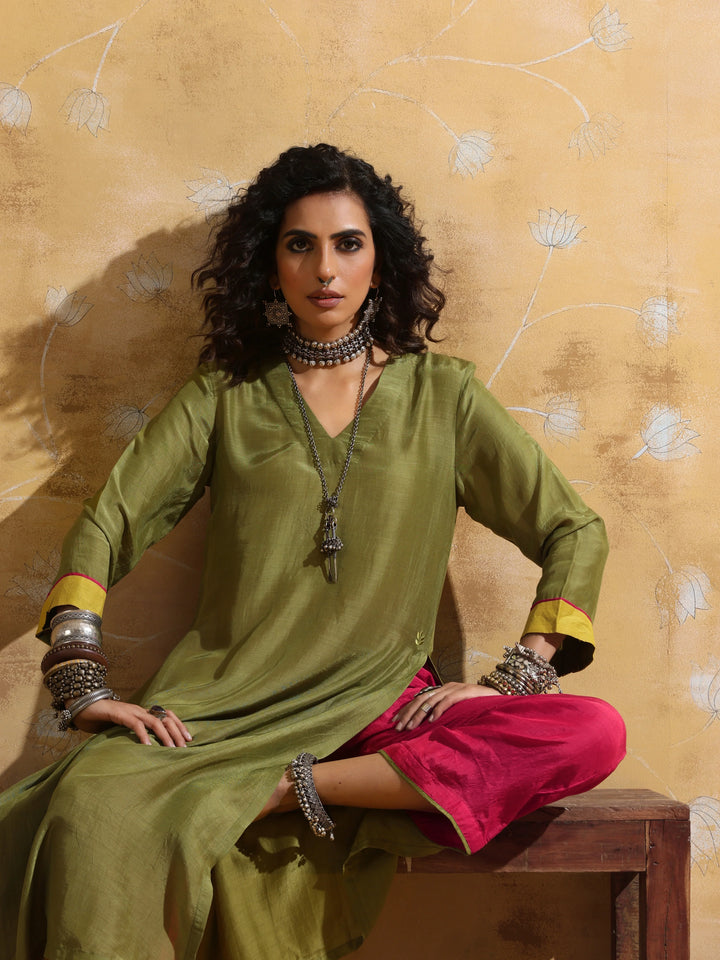 Green Muslin Silk High-Slit Kurta Pant Set  | SHOBITAM