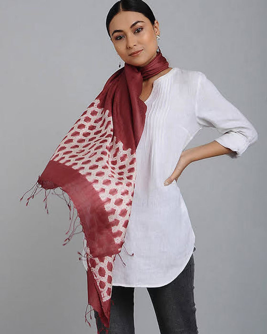 Hand woven Shibori Silk Stole for women | SHOBITAM