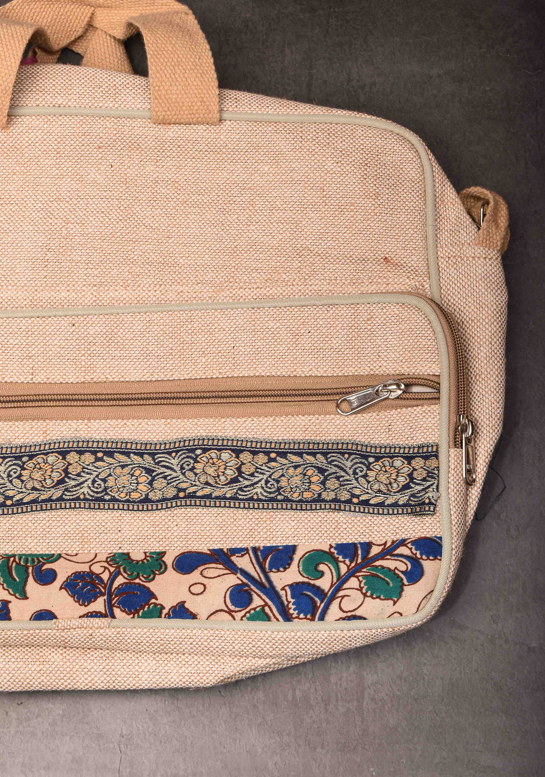 Kalamkaari patch Jute laptop bag