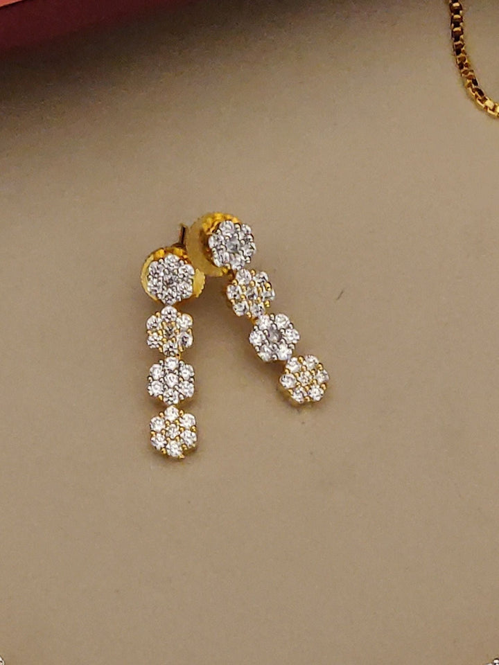 Floral American Diamond Necklace Set | SHOBITAM