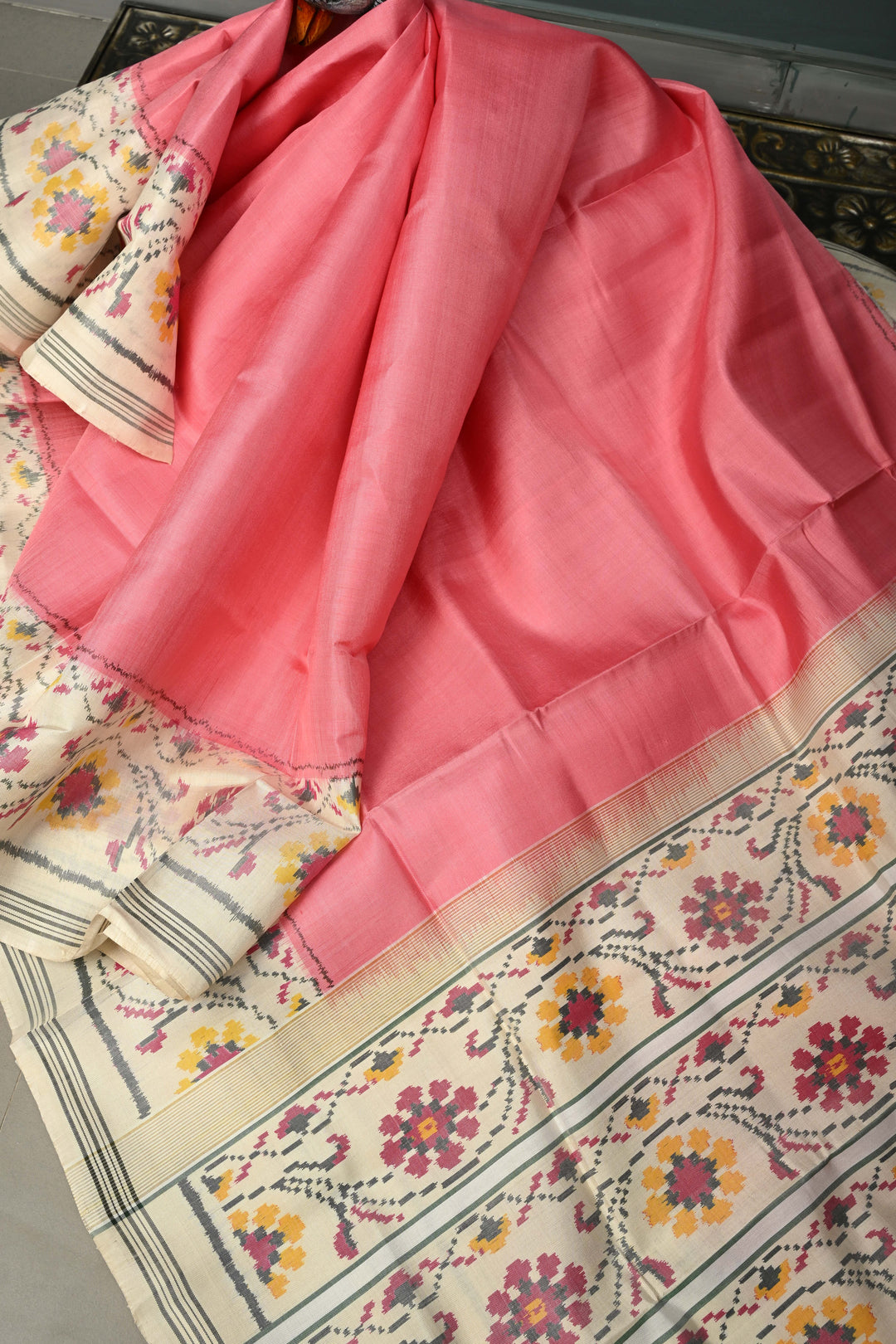 Peach Authentic Patan Patola Single Ikkat Pure Silk Saree with Floral Design on Contrast Off White Minimal Zari Border Pallu | SILK MARK CERTIFIED | SHOBITAM