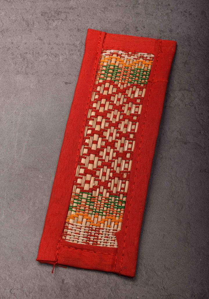 Madhurkathi Grass Woven Book Mark