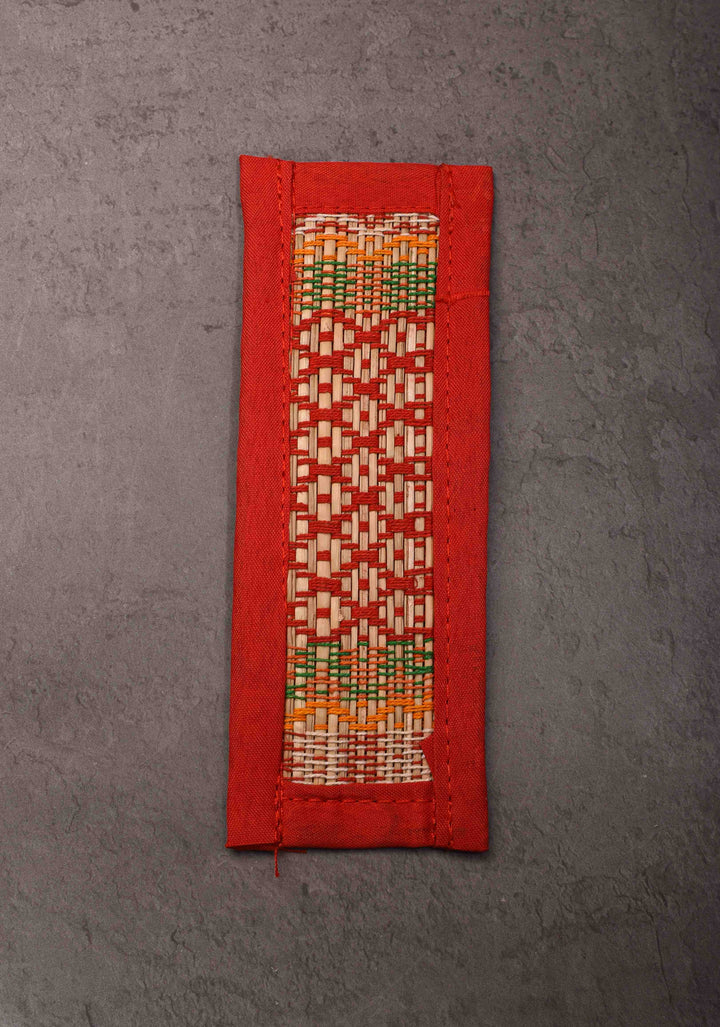 Madhurkathi Grass Woven Book Mark