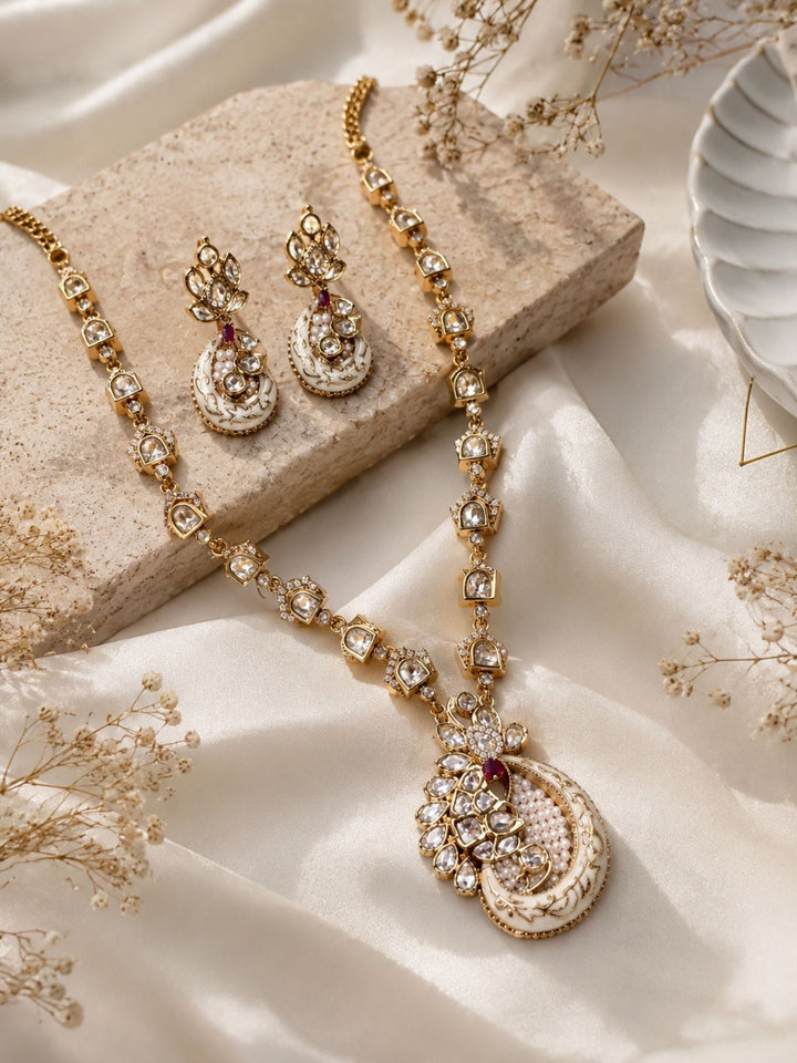 White Kundan Pendant Necklace Set in Gold Plating | SHOBITAM
