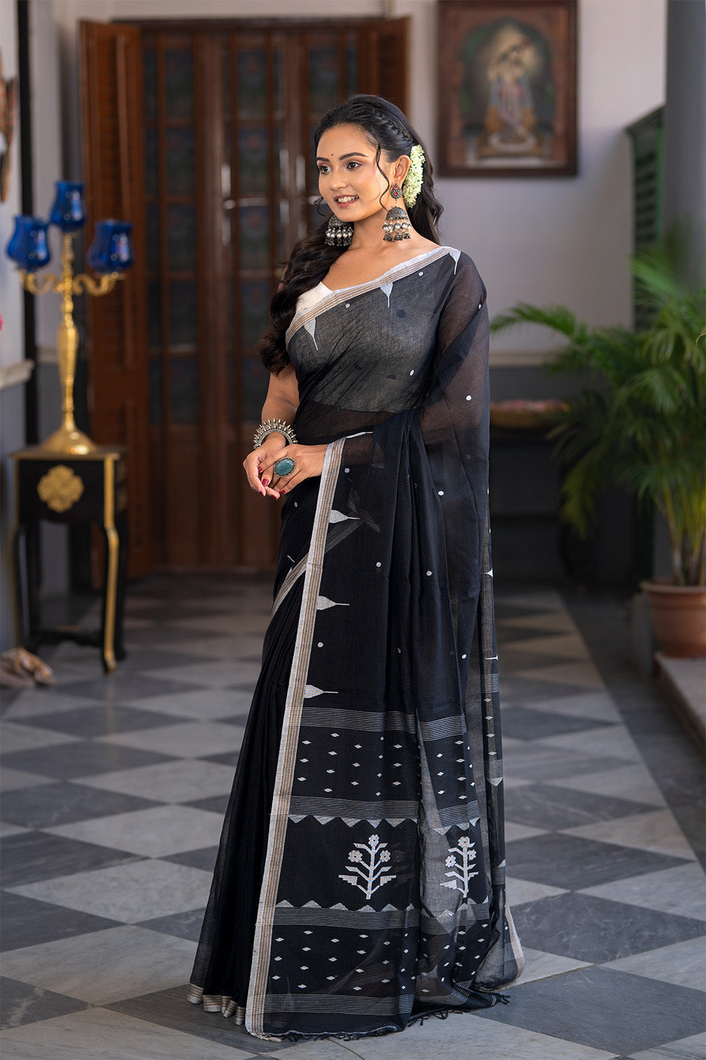 Handloom Black Soft Cotton Jamdani Saree | SHOBITAM