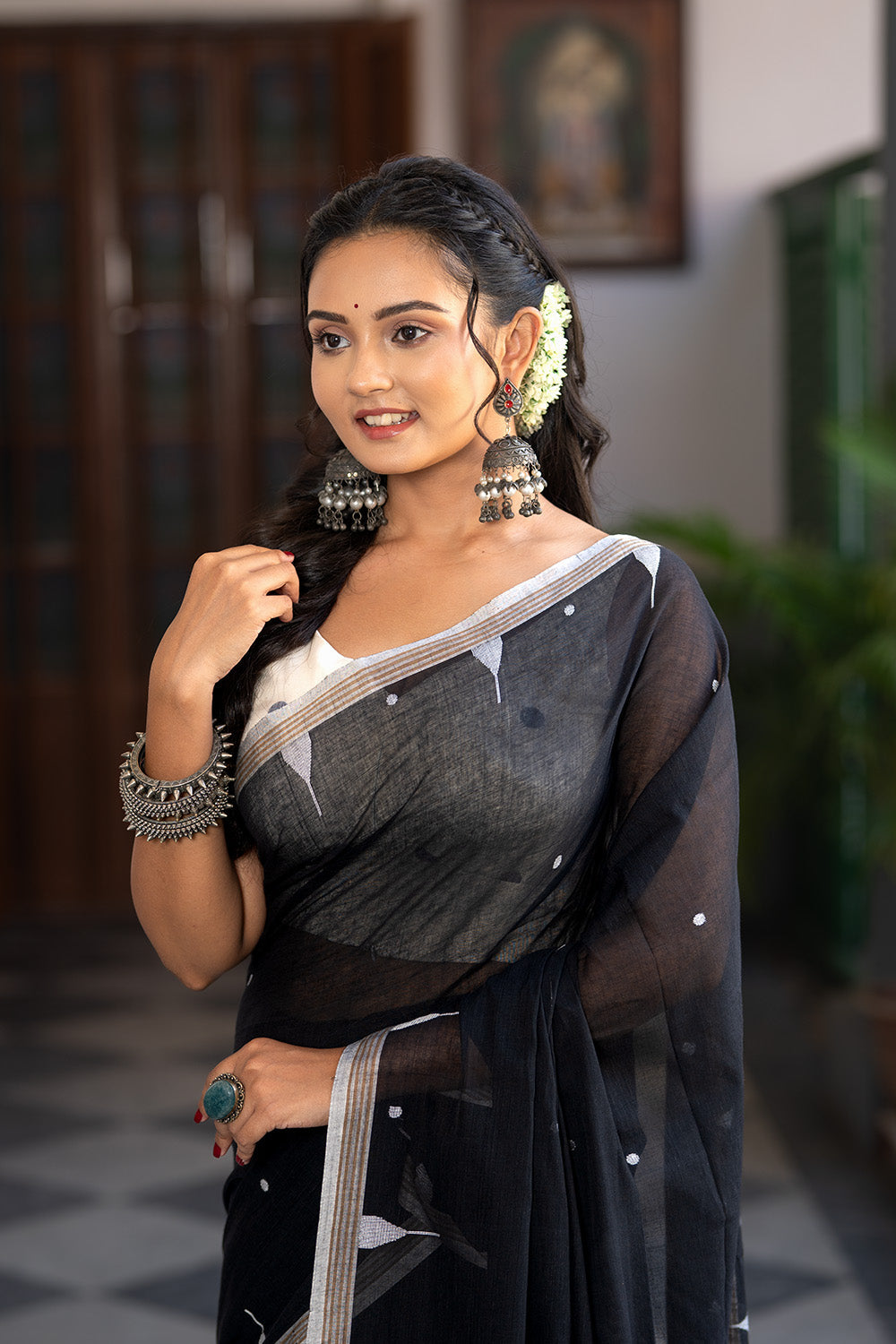 Handloom Black Soft Cotton Jamdani Saree | SHOBITAM