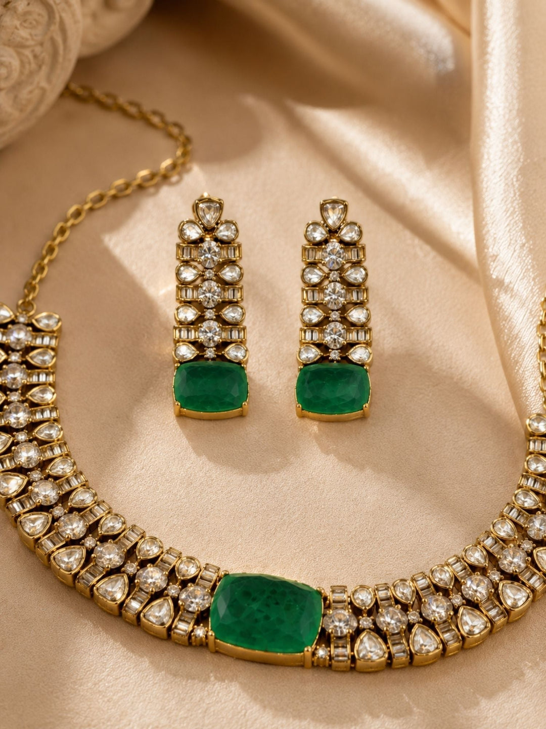 Emerald Green Necklace Set |SHOBITAM