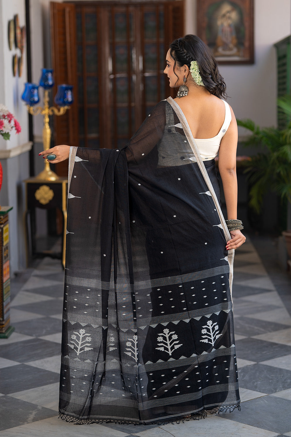 Handloom Black Soft Cotton Jamdani Saree | SHOBITAM