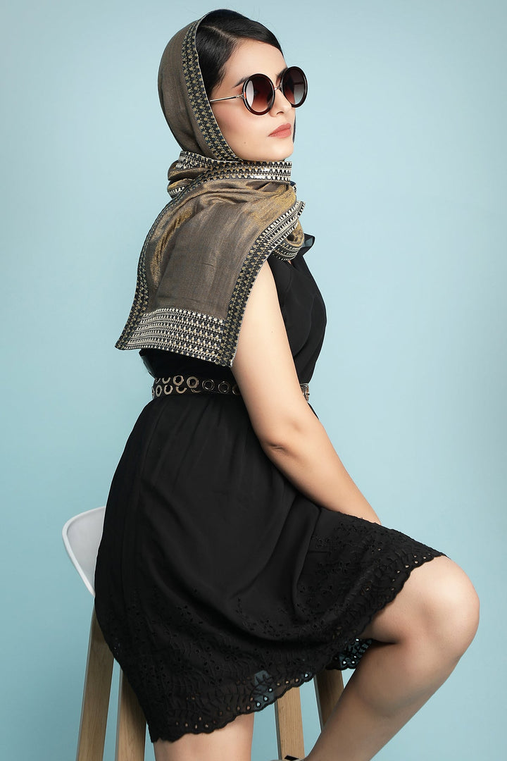 Muffler Handwoven Zari Pashmina by Amit Agarwal | SHOBITAM