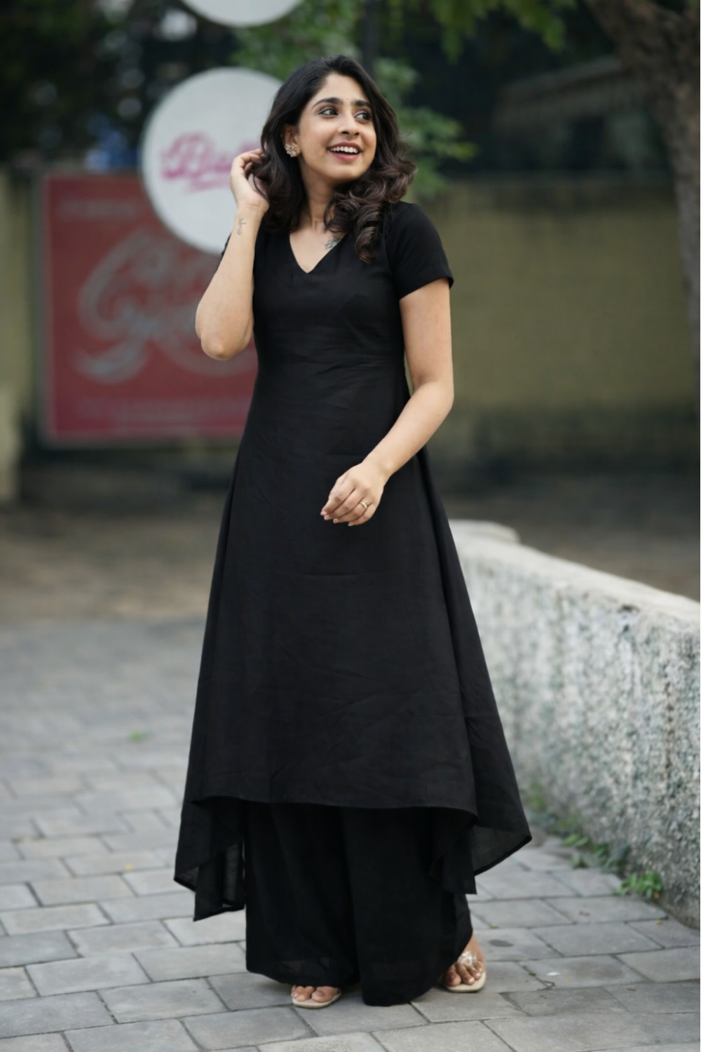 Nandhitha Black Kurta Set ( Set of 2) | SHOBITAM