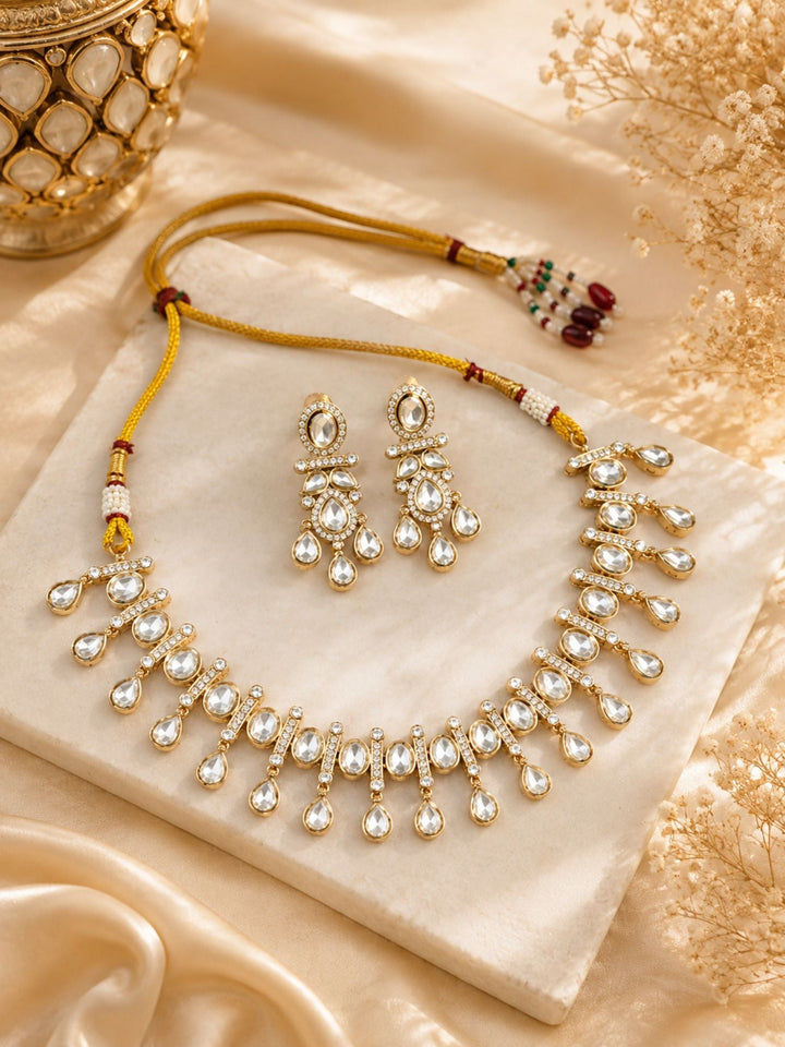 Traditional Kundan Necklace Set | SHOBITAM