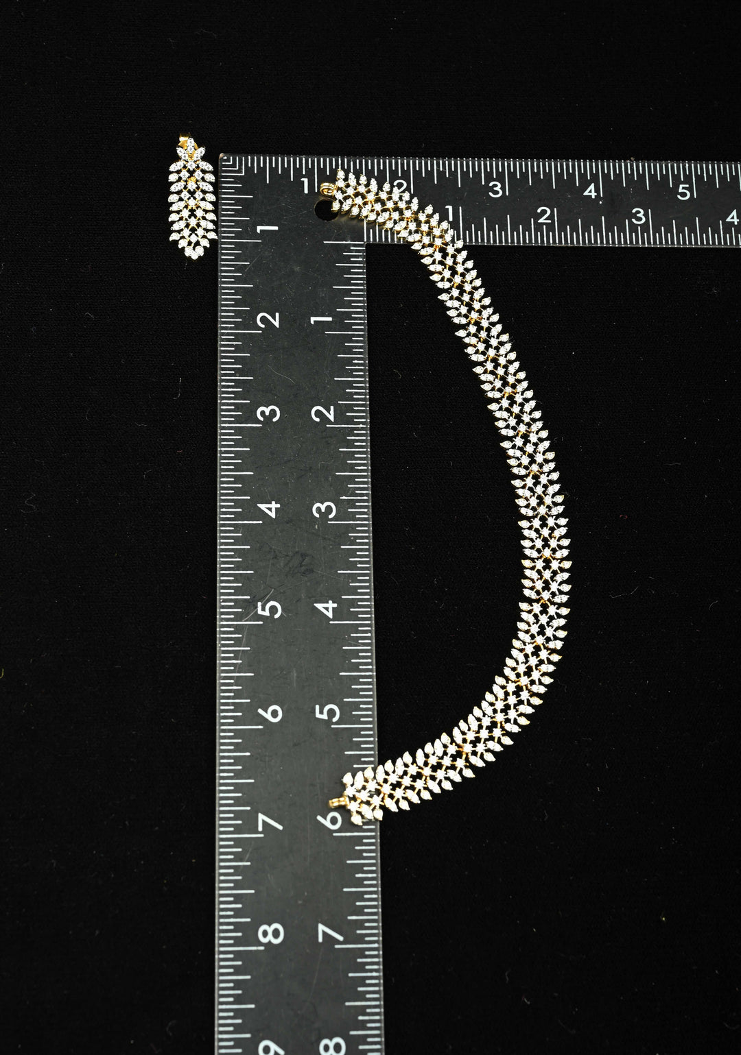 92.5 Silver, 24 Kt Gold Plated Lightweight Leaf design Short Necklace Set