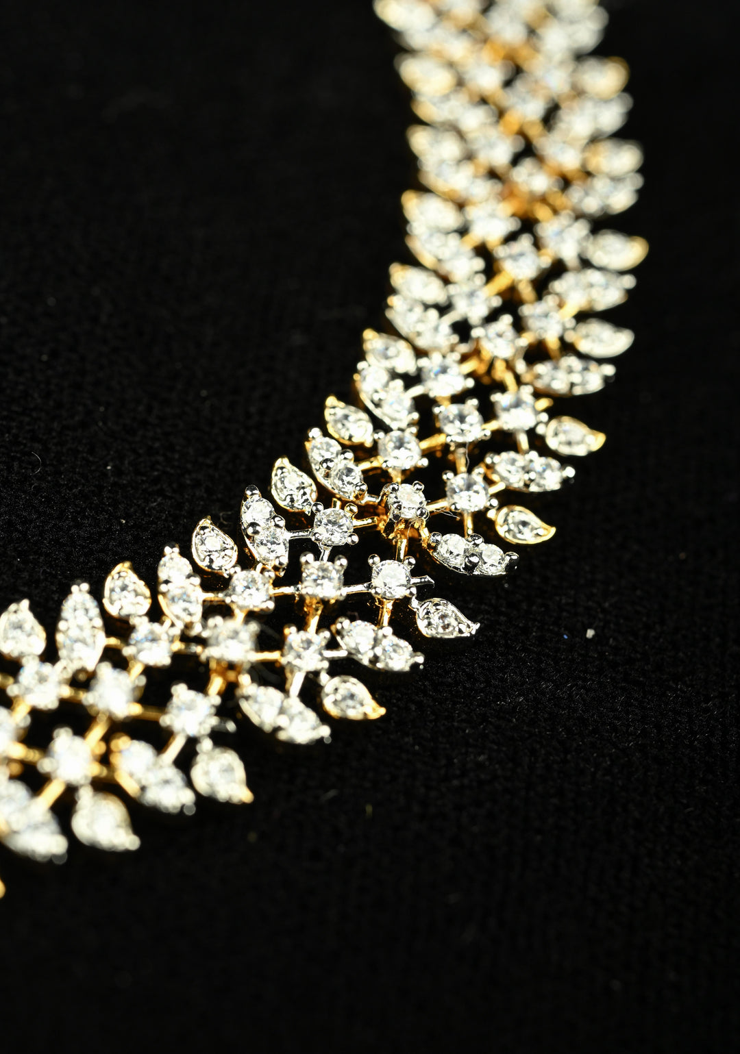 92.5 Silver, 24 Kt Gold Plated Lightweight Leaf design Short Necklace Set