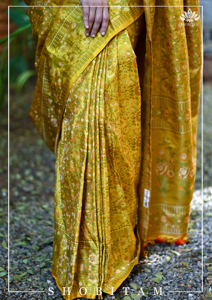 Exquisite Tanchoi Floral Banarasi Saree in Pure Silk Satin in Pale Mustard | SILK MARK CERTIFIED