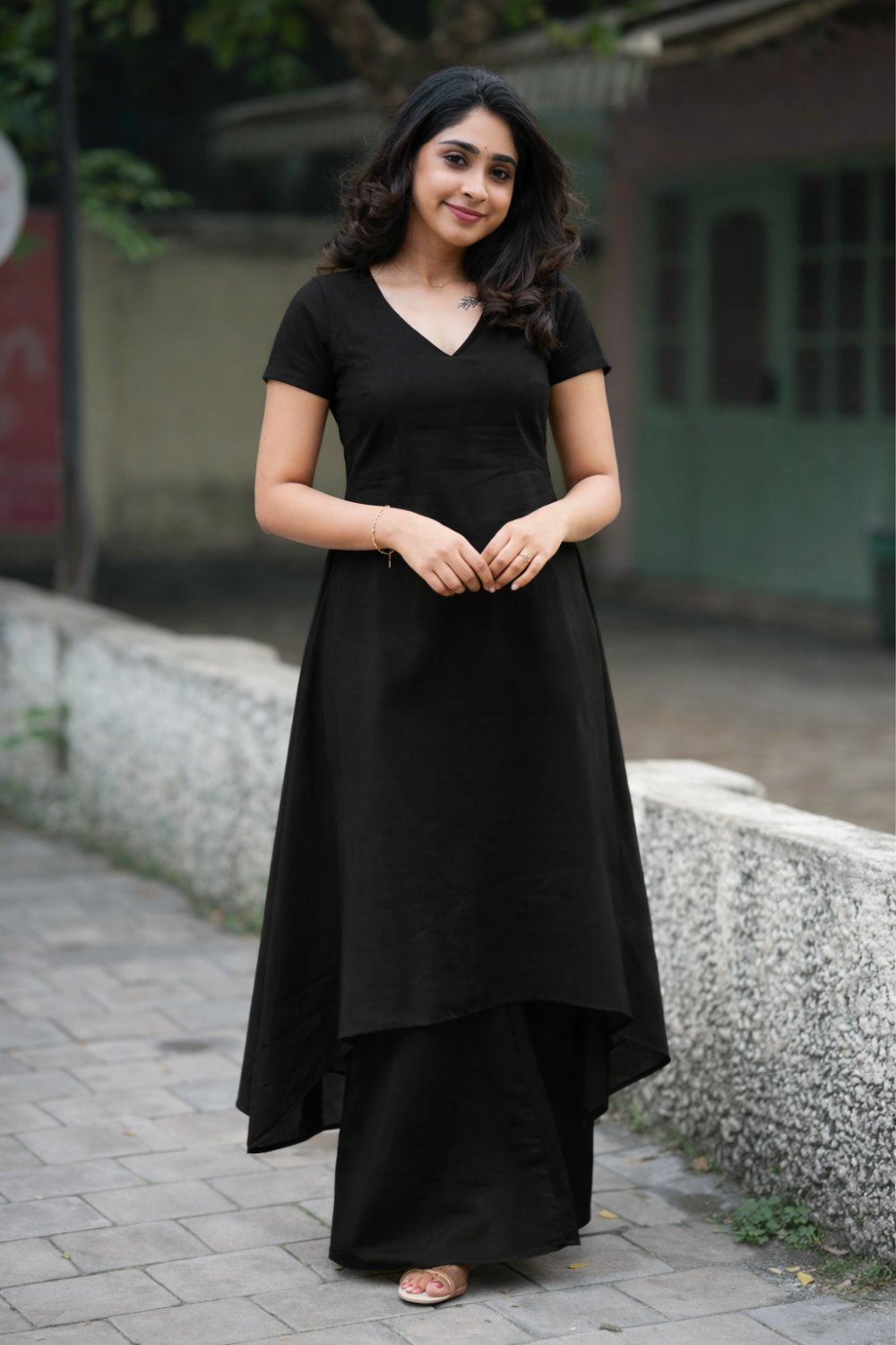 Nandhitha Black Kurta Set ( Set of 2) | SHOBITAM