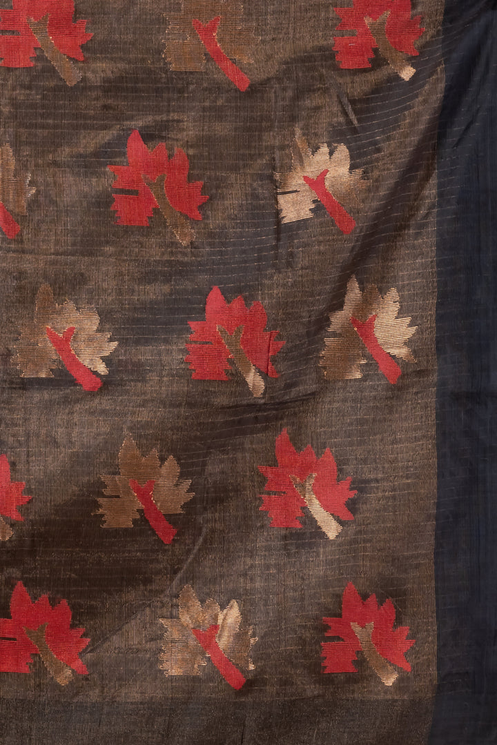 Handspun tussar saree with jamdani pallu. | SILK MARK CERTIFIED | SHOBITAM