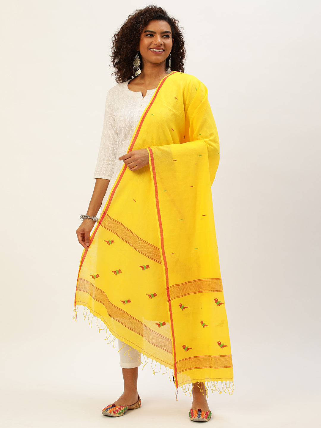 Yellow Jamdani Mul Cotton Dupatta | SHOBITAM