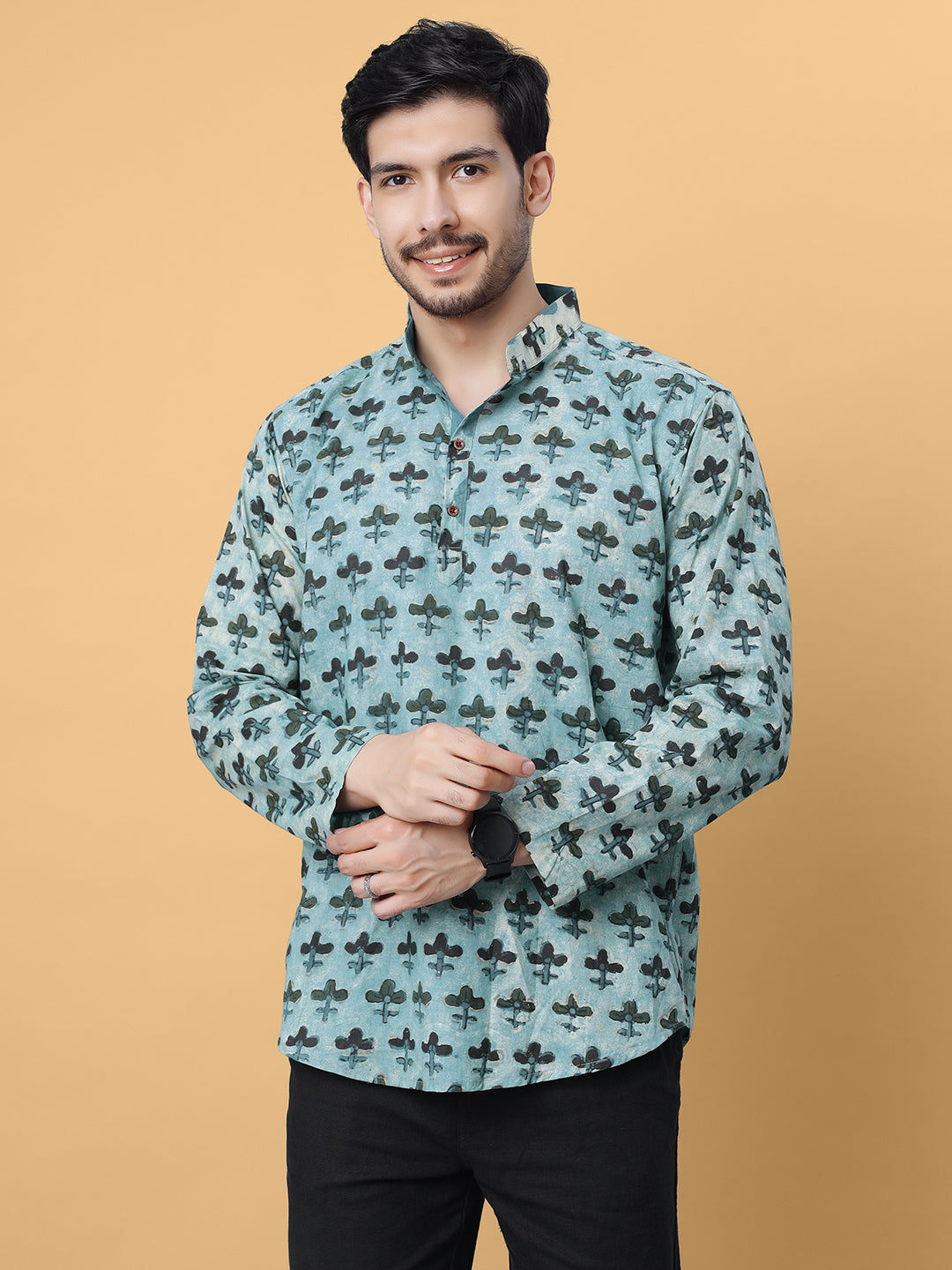 Sipiya Ajrakh Hand Block Cotton Short Kurta in Indigo