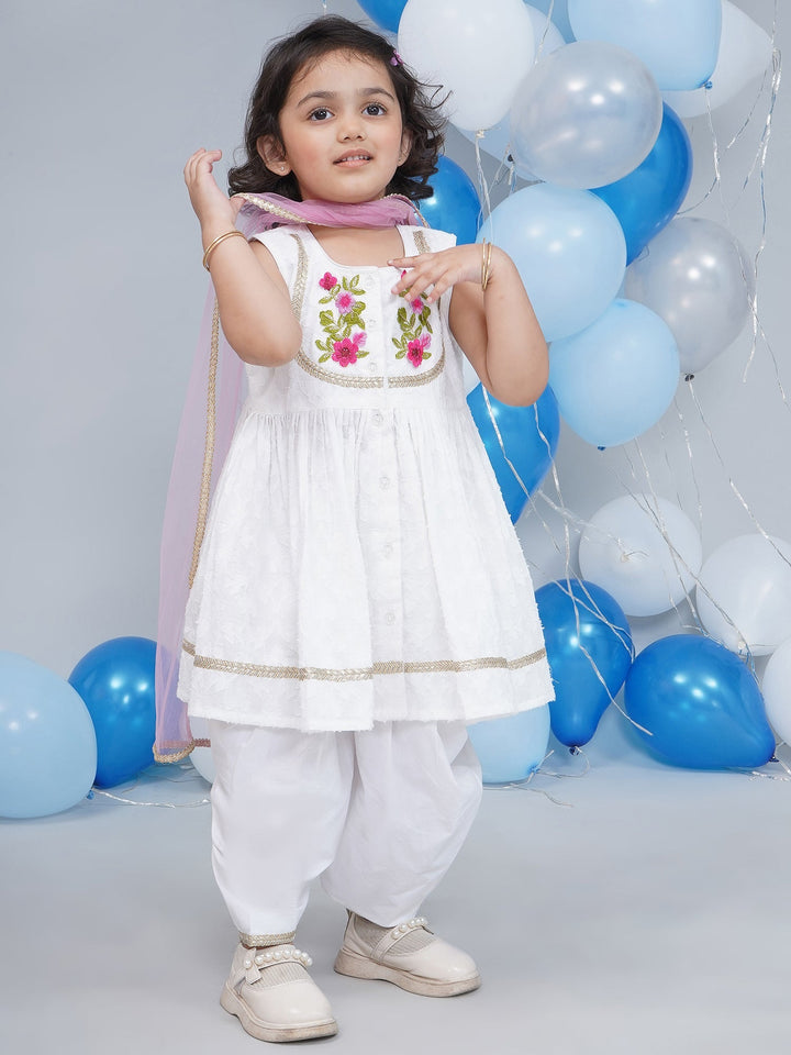 Girls Cotton Sleeveless Floral Self Weaving Kurta with Floral Applique work and Salwar with Dupatta - White