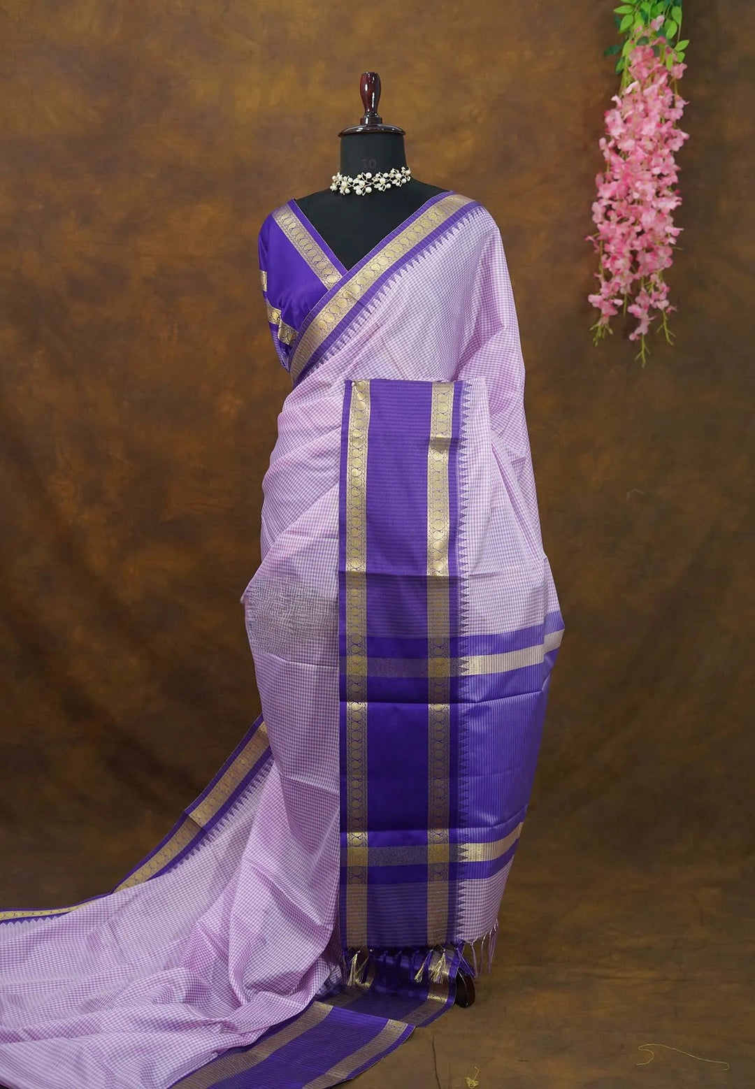 Lilac Vintage Checks Design Semi Cotton Silk Saree | SHOBITAM