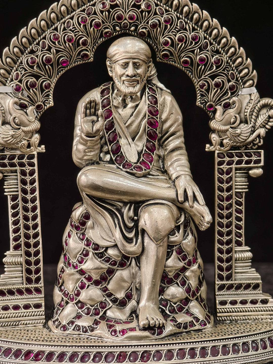 Pure 92.5 Silver Sai Baba 2D Idol With Red Kemp Stone And Peacock Arch Detailing