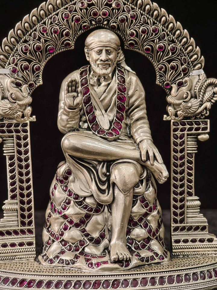 Pure 92.5 Silver Sai Baba 2D Idol With Red Kemp Stone And Peacock Arch Detailing