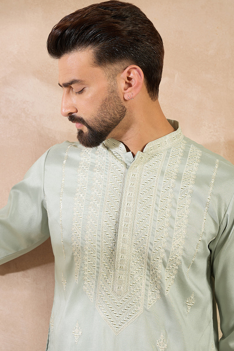 Green Silk Blend Geometric Embroidered Straight Kurta | SHOBITAM