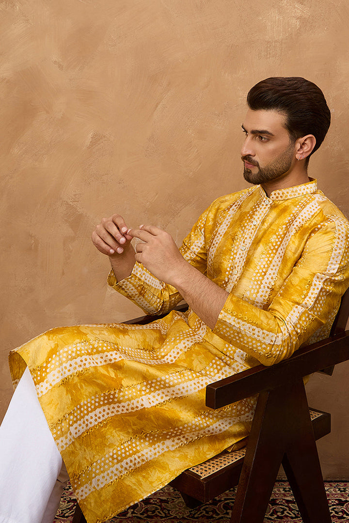 Yellow Silk Blend Shibori Embroidered Straight Kurta | SHOBITAM