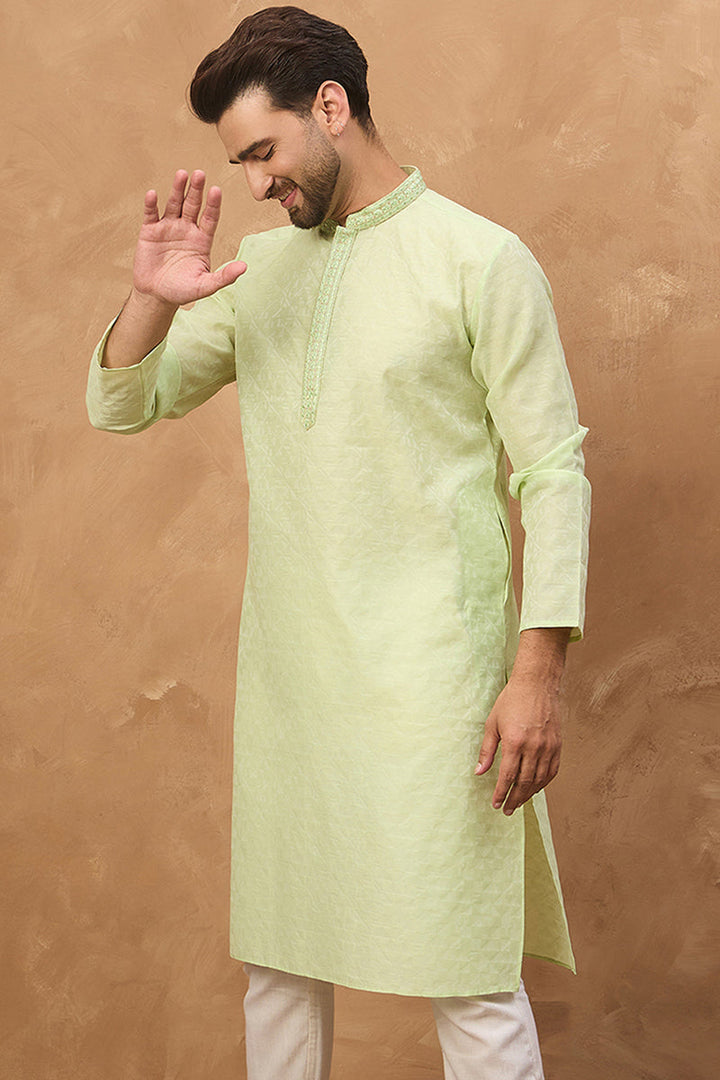 Green Silk Blend Solid Embroidered Straight Kurta | SHOBITAM