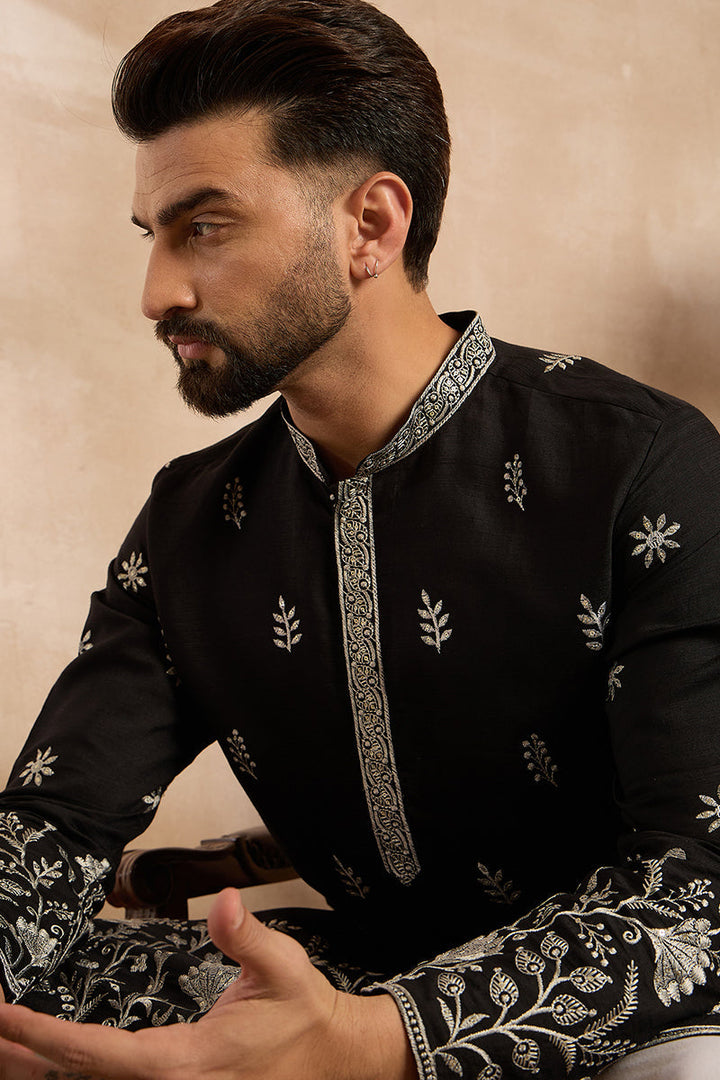 Black Silk Blend Solid Embroidered Straight Kurta | SHOBITAM