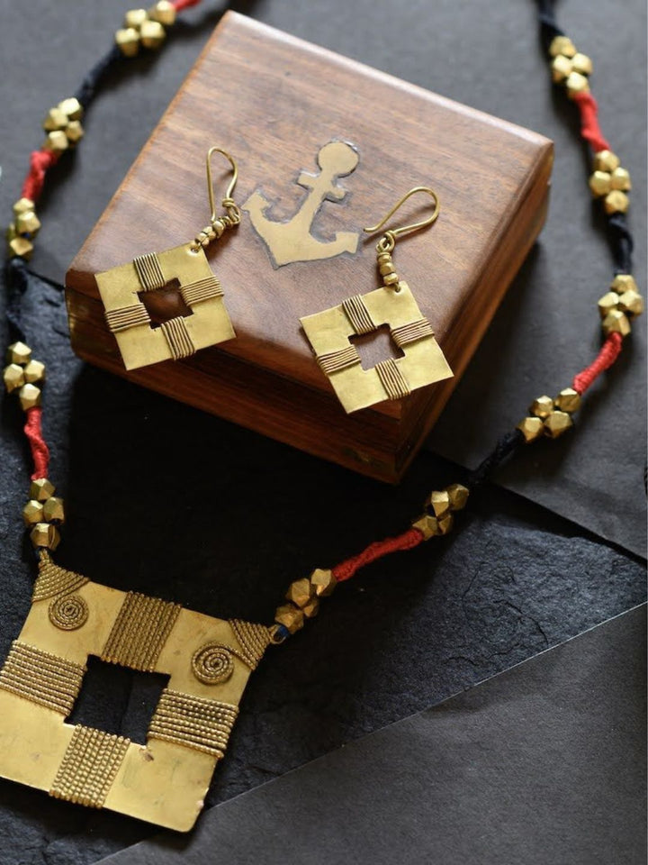 Brass Black Red Square Tribal Jewellery Set | SHOBITAM
