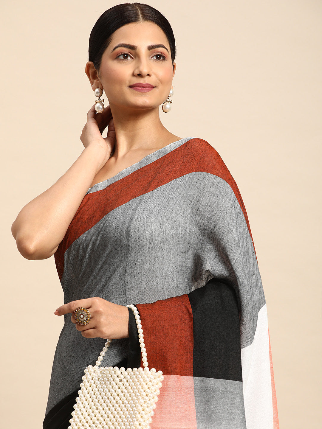 Gray Color block Pure Cotton Saree with Minimal Border and  Blouse piece