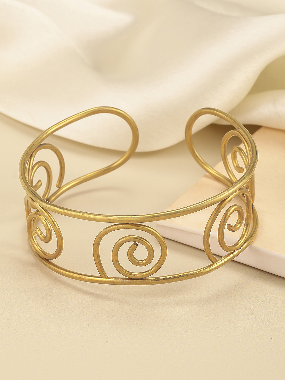 Handmade Brass Swirl Bracelet | SHOBITAM