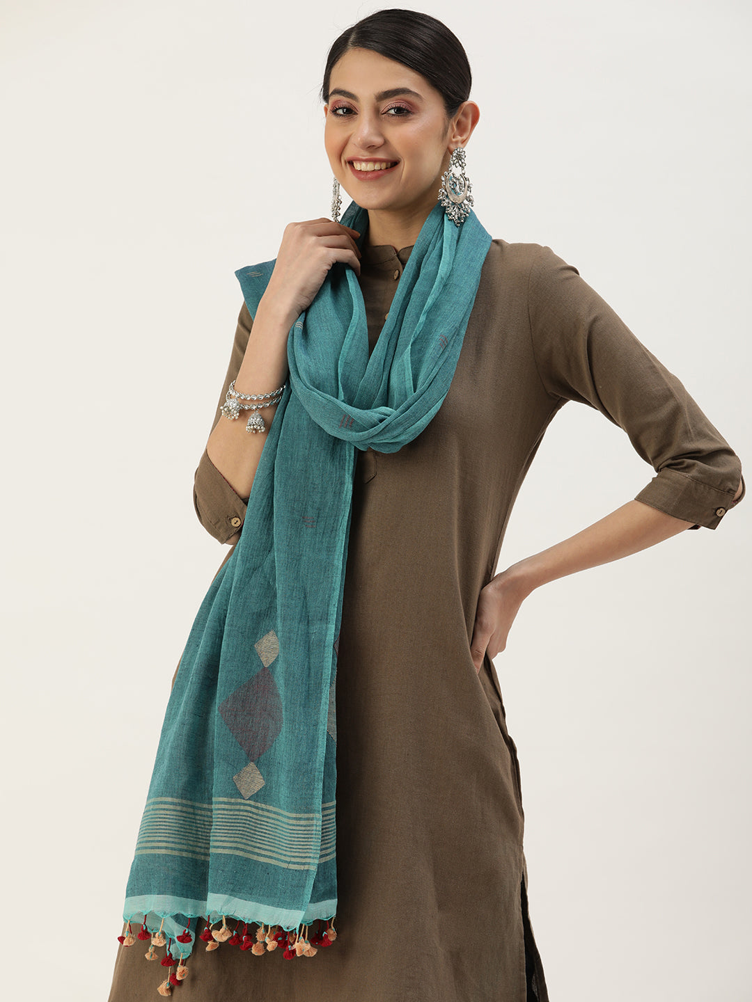 Handcrafted Jamdani Mul Cotton Dupatta | SHOBITAM