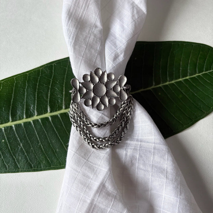 Anvaya Chain Ring  | SHOBITAM