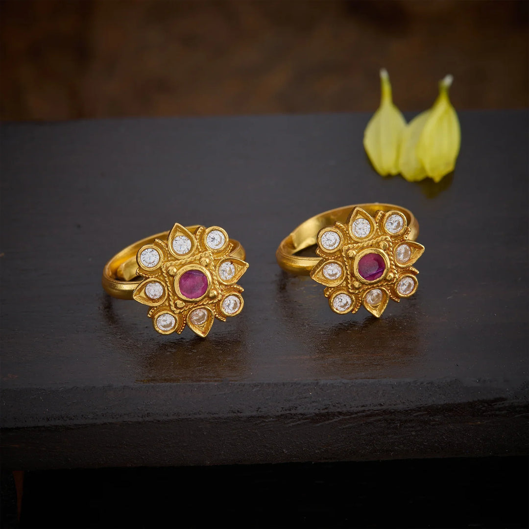 Pure 92.5 Silver, Gold Plated Toepari