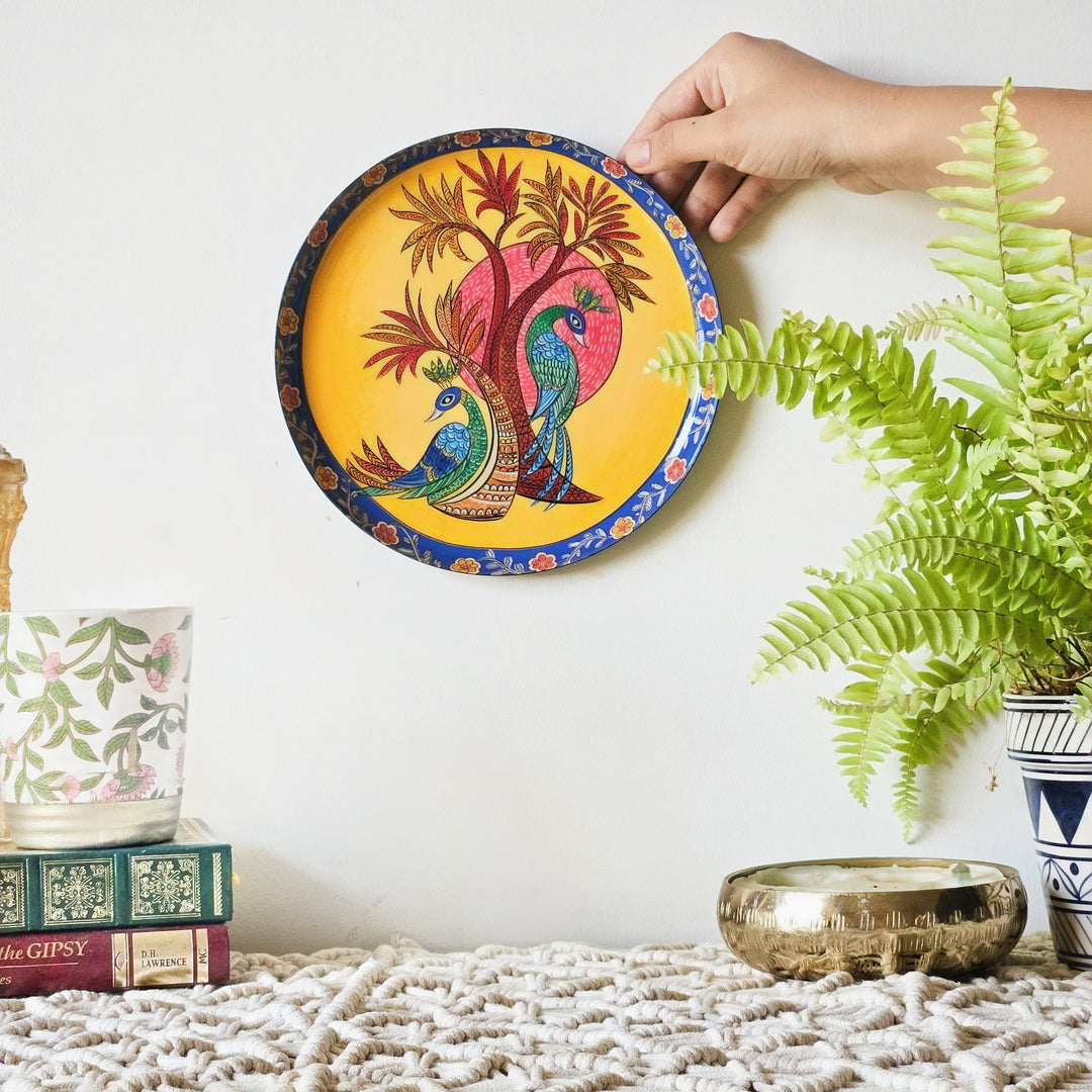 Gondh Single Wall Plate with wooden stand