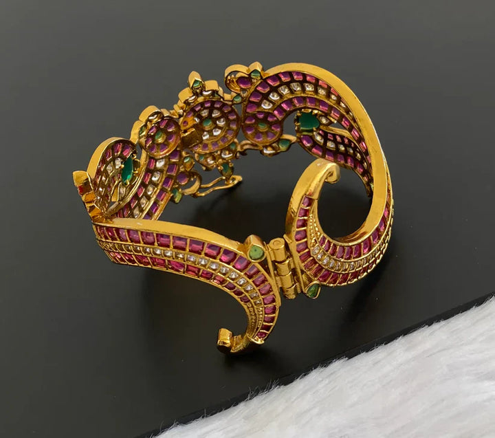 Matte Finish Kemp-Green-White Openable Peacock Kada / Bangle | SHOBITAM