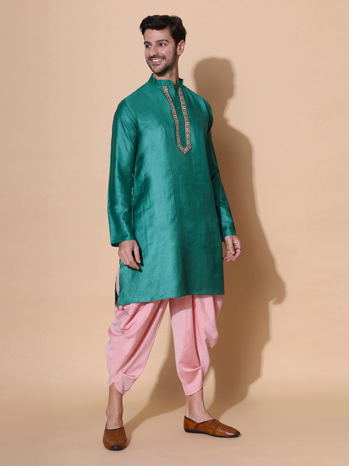 Panna Men Khadi Silk Handwoven Half Sleeve Kurta