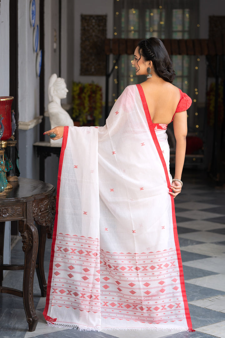 Handloom White Pure Cotton Laal Paar Jamdani Saree | SHOBITAM