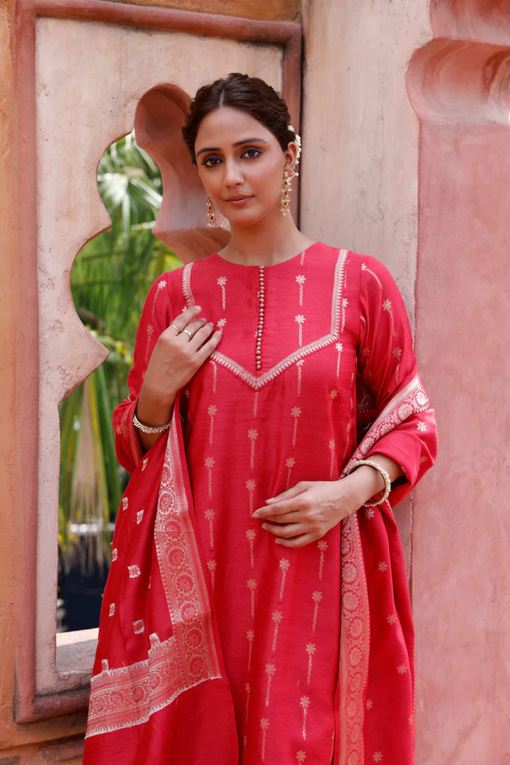 Red Pure Silk Banarasi Kurta Set With Dupatta | SHOBITAM