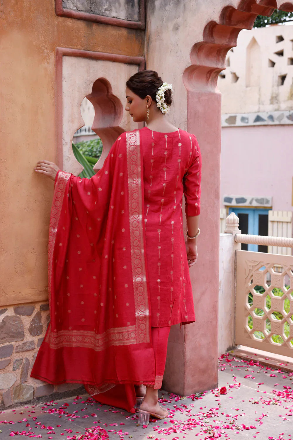 Red Pure Silk Banarasi Kurta Set With Dupatta | SHOBITAM
