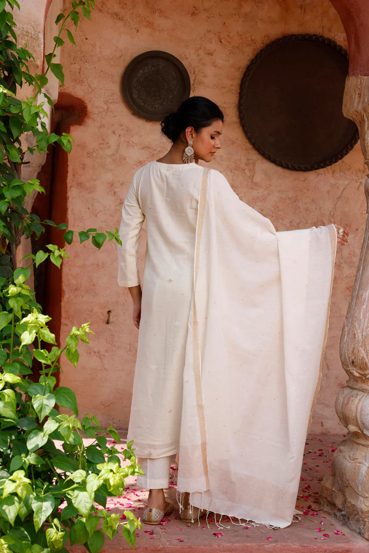 Handloom Off White Zari Jamdani Kurta Set With Dupatta | SHOBITAM