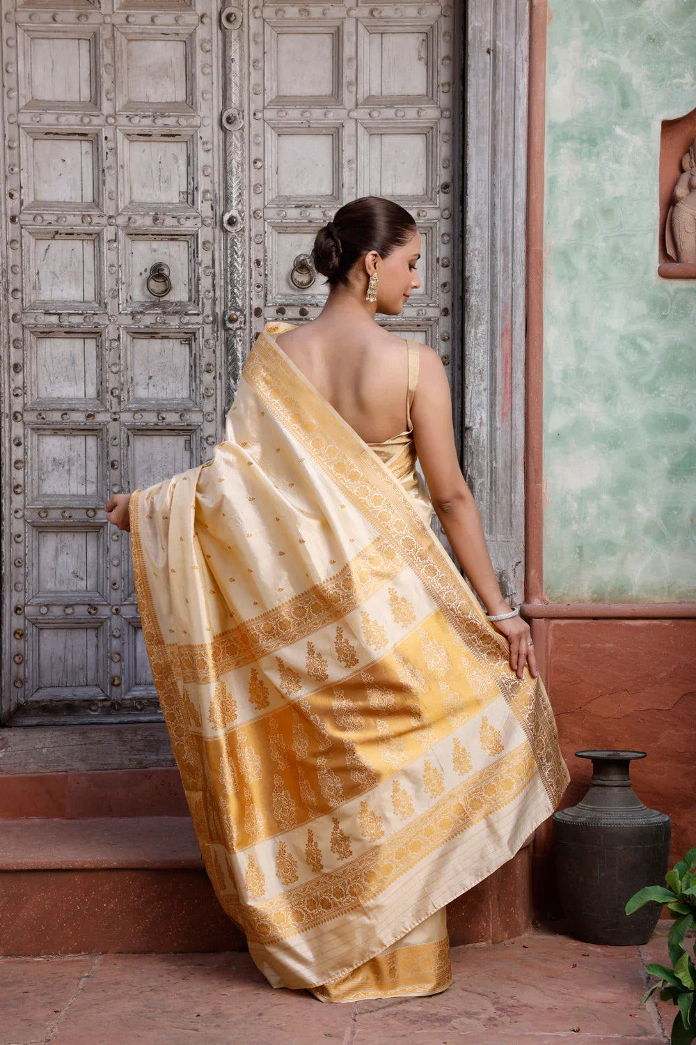Handloom Cream Pure Silk Banarasi Saree | SILK MARK CERTIFIED | SHOBITAM