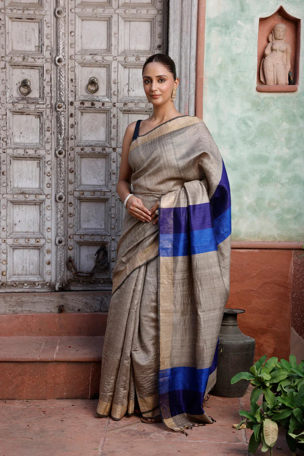 Handloom Beige Tussar Silk Saree With Zari Border & Navy Blue Pallu | SILK MARK CERTIFIED | SHOBITAM