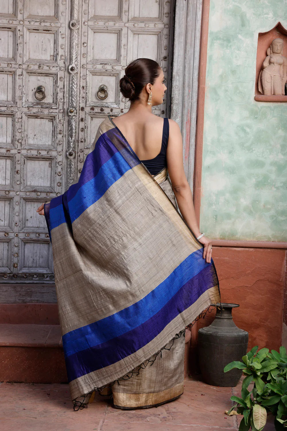 Handloom Beige Tussar Silk Saree With Zari Border & Navy Blue Pallu | SILK MARK CERTIFIED | SHOBITAM