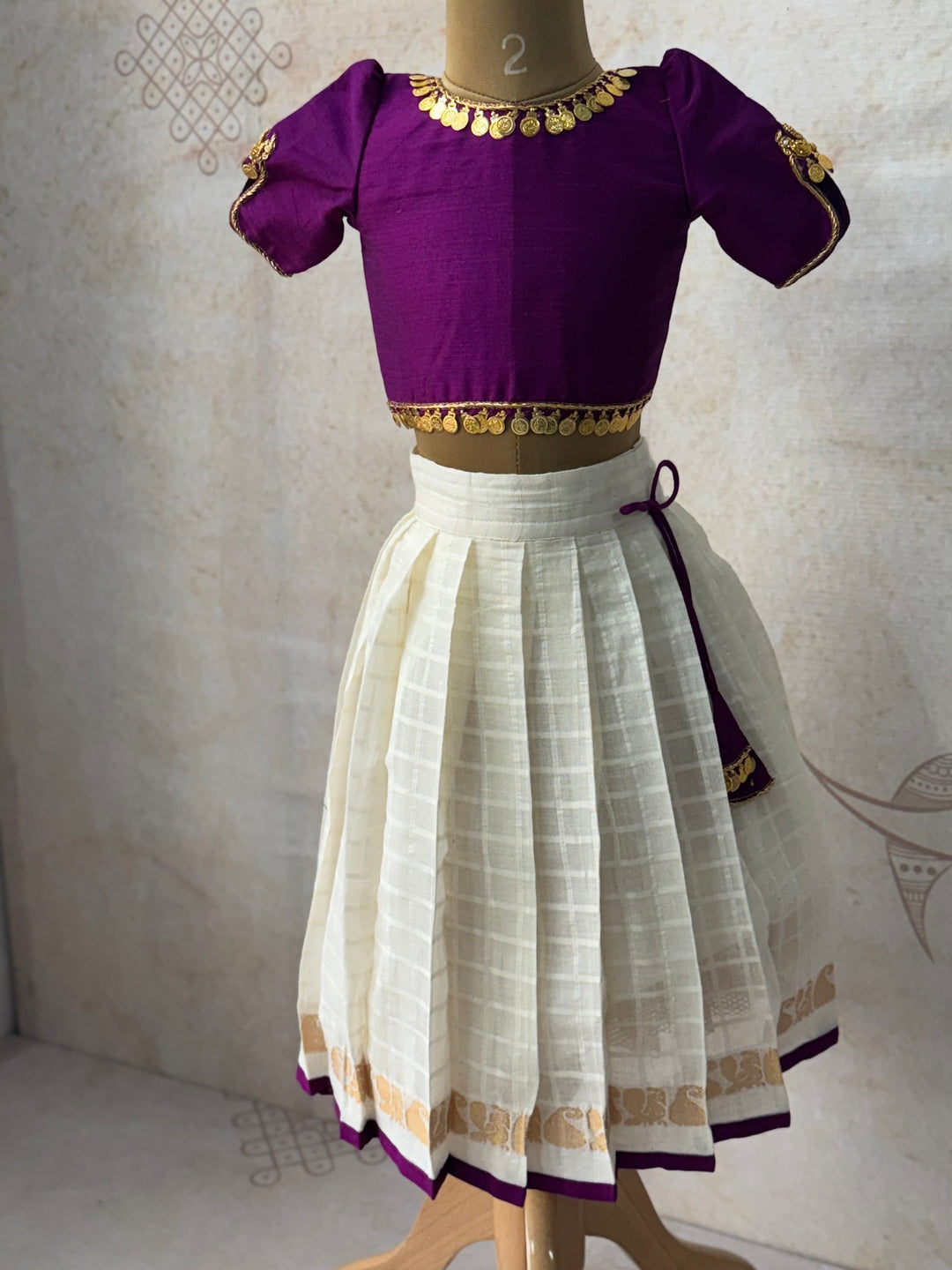 Aabarna Crop top and skirt - Onam Edit Express | SHOBITAM